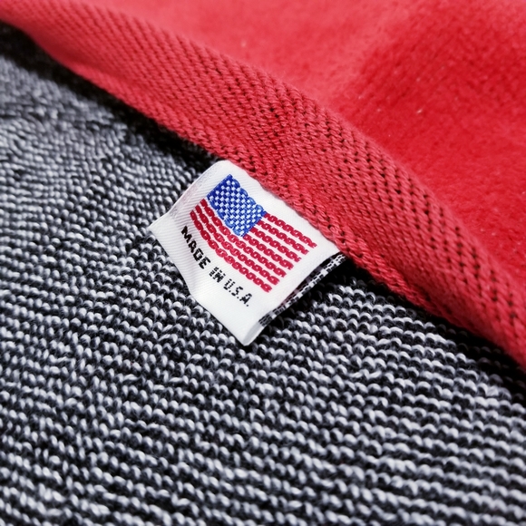 Travis Scott - Space Village Please Give Me Space Beach Towel Astroworld Red New - Picture 4 of 6